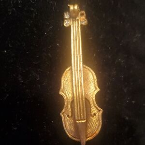 De Nicola Gold Tone Violin Brooch